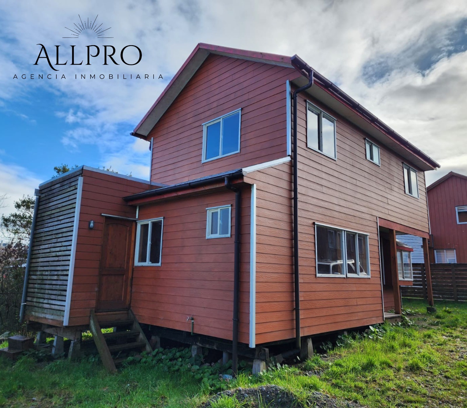 ¡Hermosa Casa en Venta centro de Ancud con Ubicación Privilegiada y Amplios Espacios! 2D y 2B
